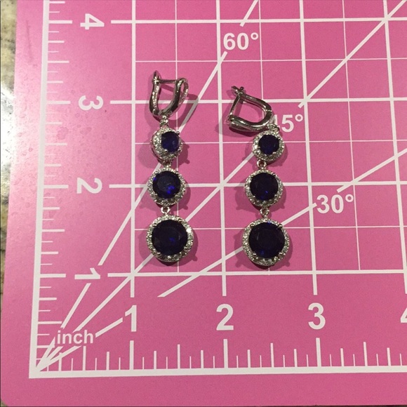 NWT elegant blue sapphire necklace set earrings - Picture 3 of 8